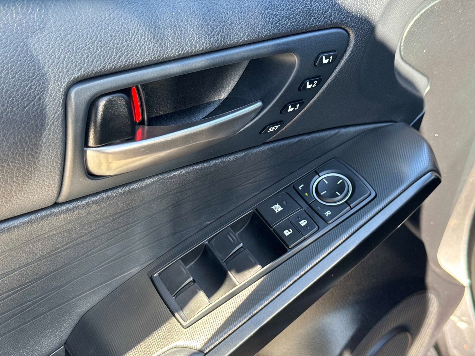 Certified 2022 Lexus IS 350 F Sport w/ Navigation Package RWD image 18