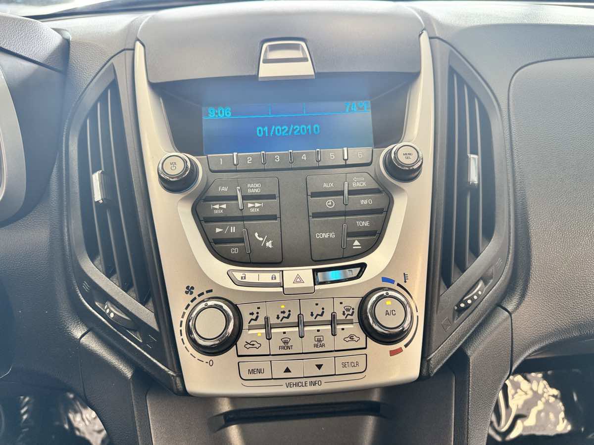 Used 2014 Chevrolet Equinox LS FWD image 19