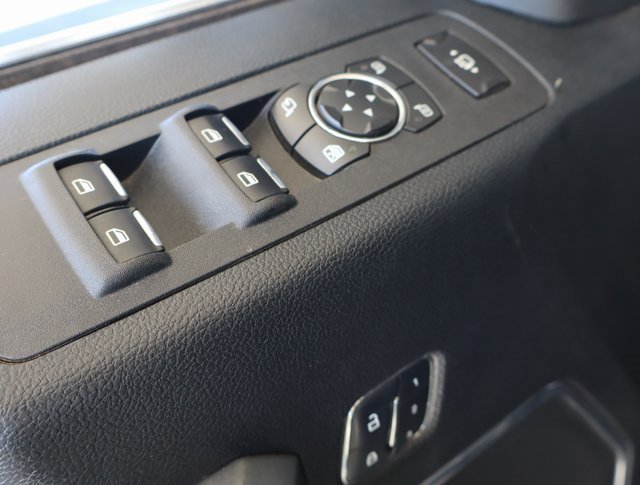 Used 2017 Ford F350 Platinum w/ Platinum Ultimate Package image 18