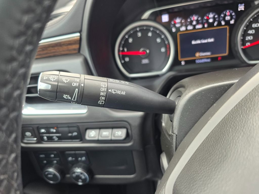 Used 2021 Chevrolet Suburban High Country image 30