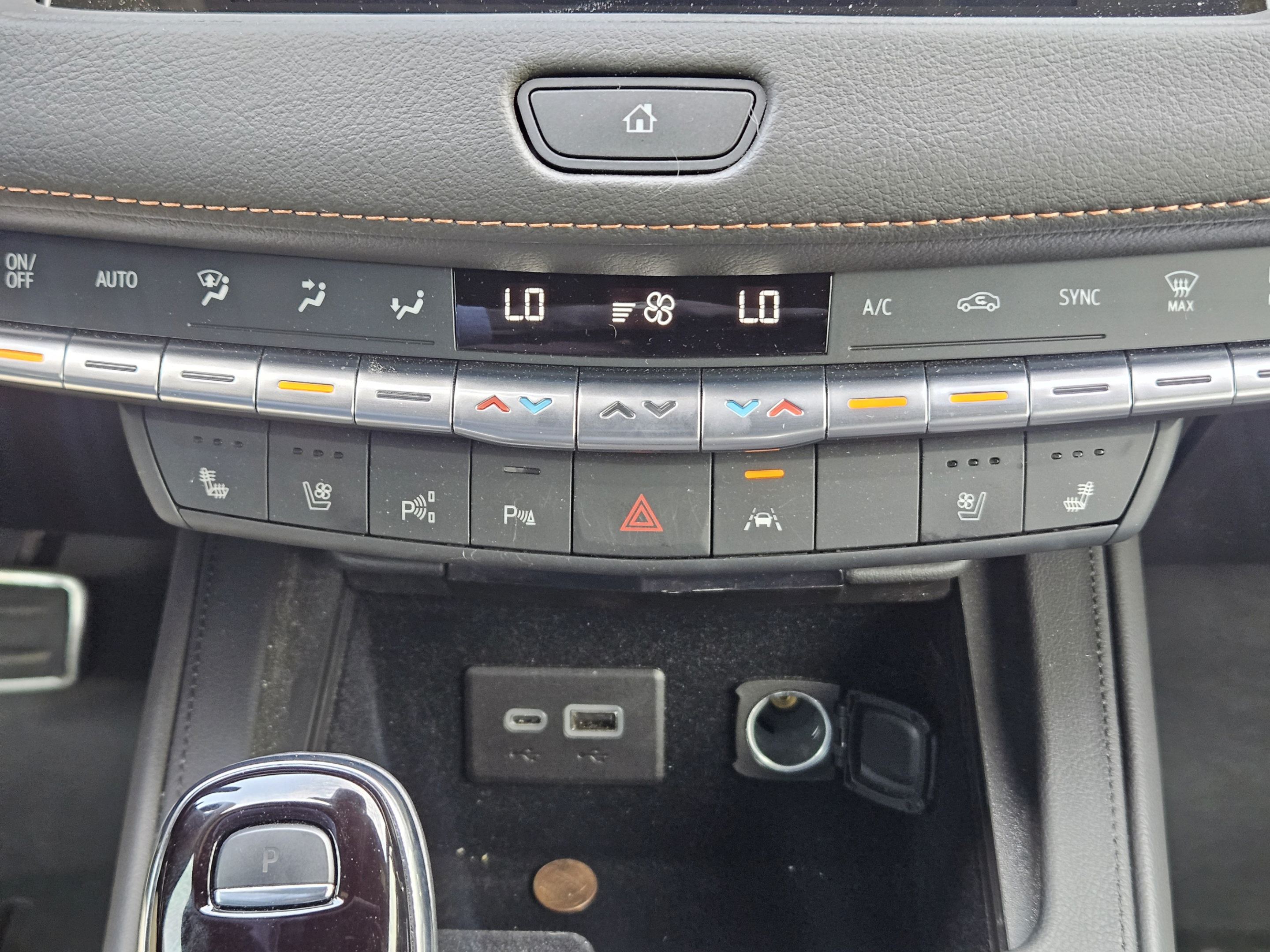 Used 2023 Cadillac XT4 Sport FWD image 11