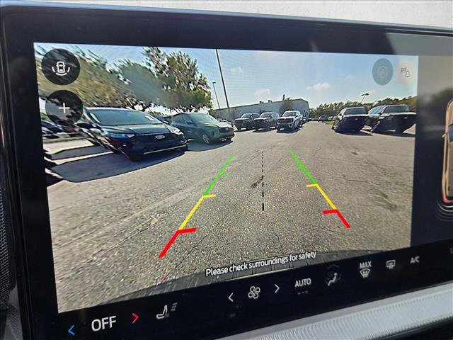 Used 2025 Ford Explorer Active image 17