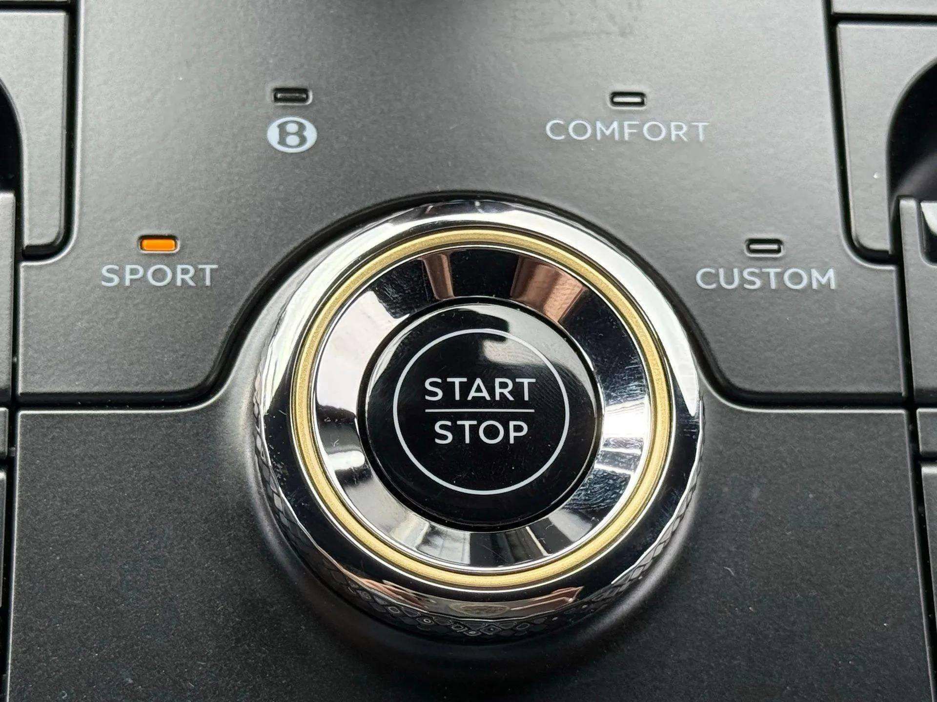 Certified 2025 Bentley Continental GT Mulliner image 44