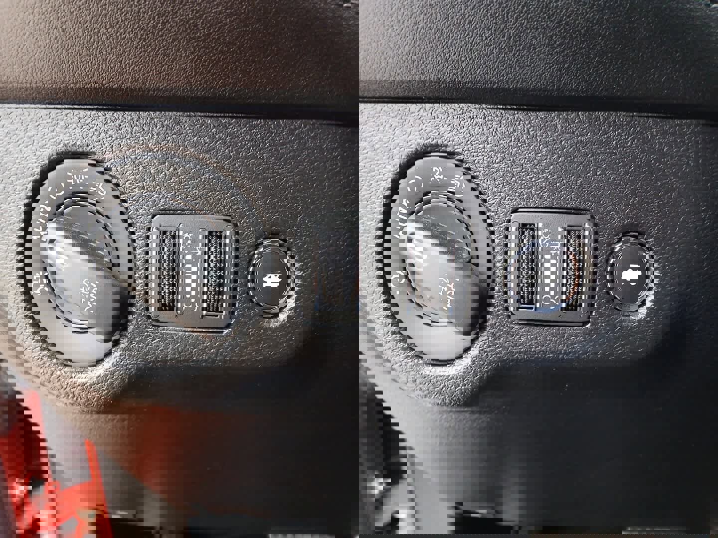 Used 2023 Dodge Challenger R/T w/ Plus Package image 24