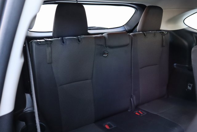 Used 2022 Toyota Highlander LE image 31