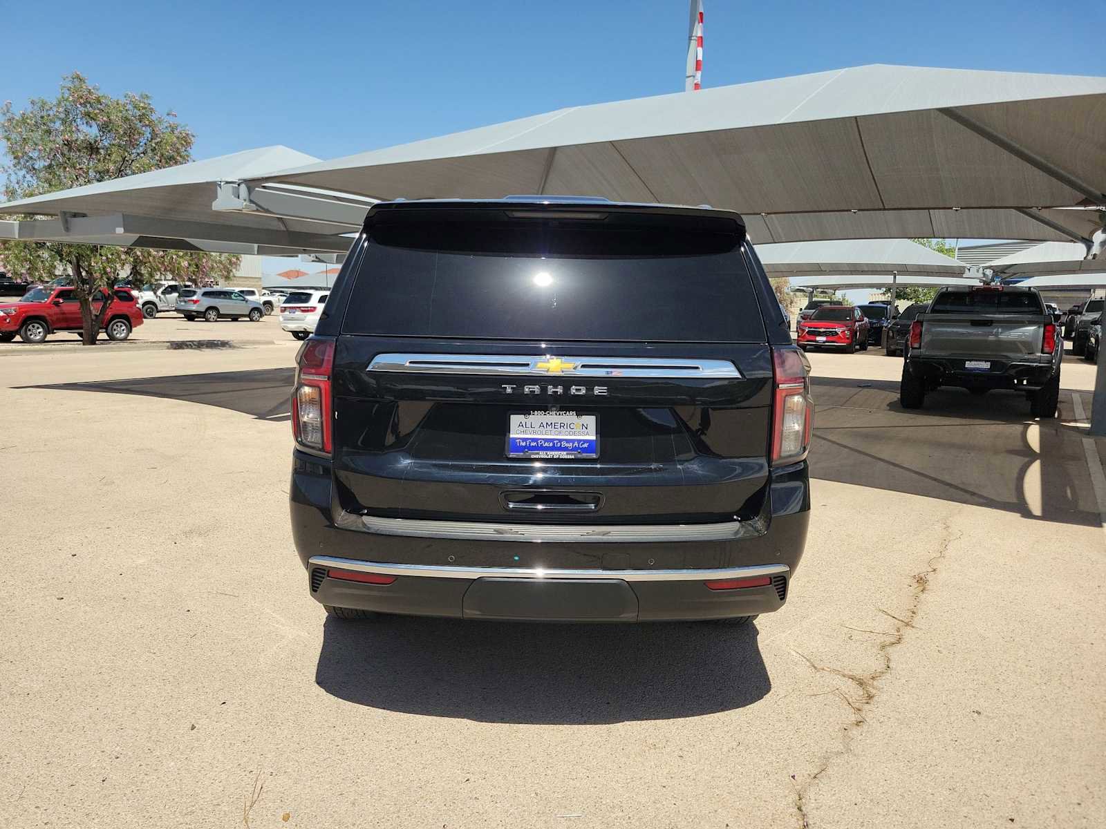 Used 2023 Chevrolet Tahoe LT w/ Luxury Package RWD image 7