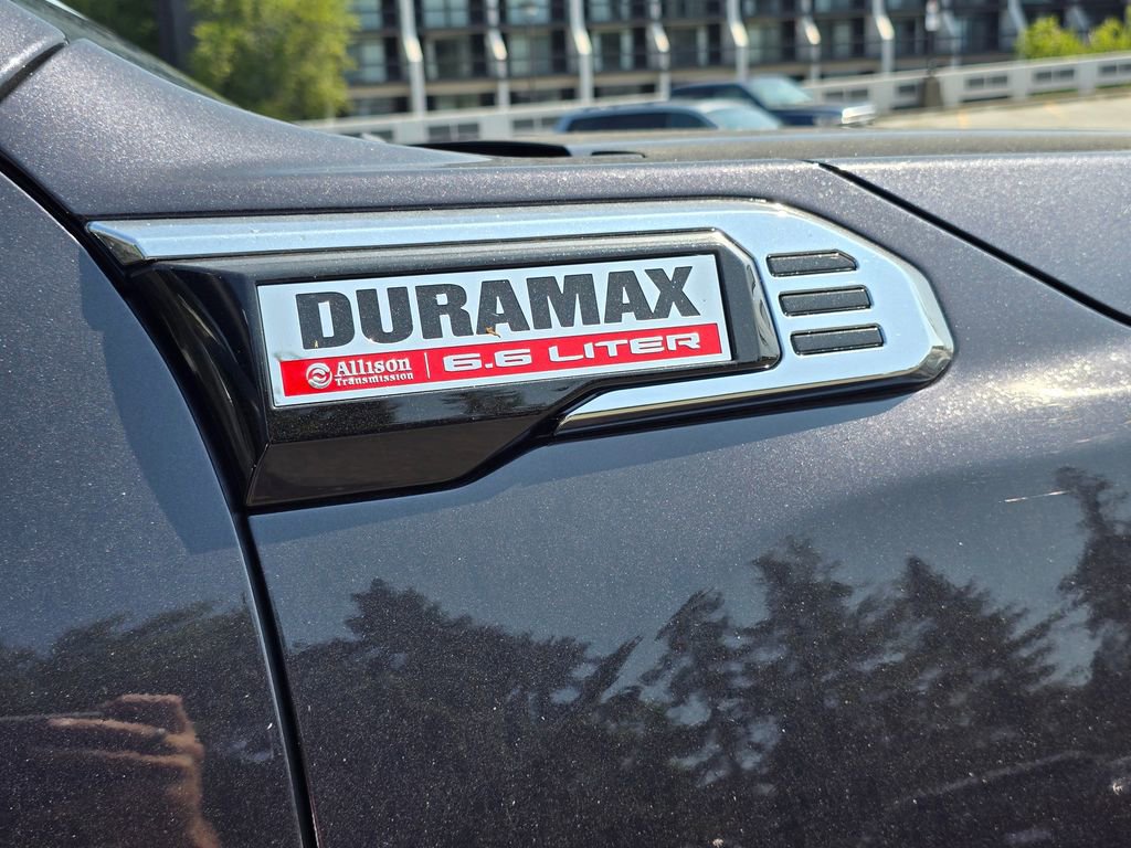 New 2025 GMC Sierra 3500 Denali w/ Denali Reserve Package image 10