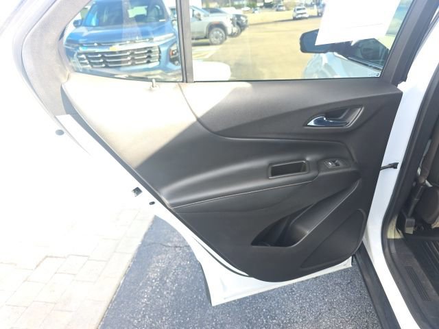Used 2018 Chevrolet Equinox Premier w/ LPO, Protection Package image 21