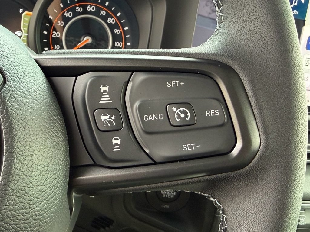 New 2026 Jeep Gladiator Mojave w/ Steel Bumper Group AWD/4WD image 17