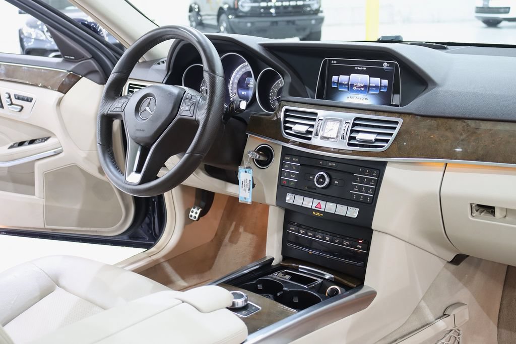 Used 2016 Mercedes-Benz E 350 4MATIC Wagon w/ Premium Package image 29