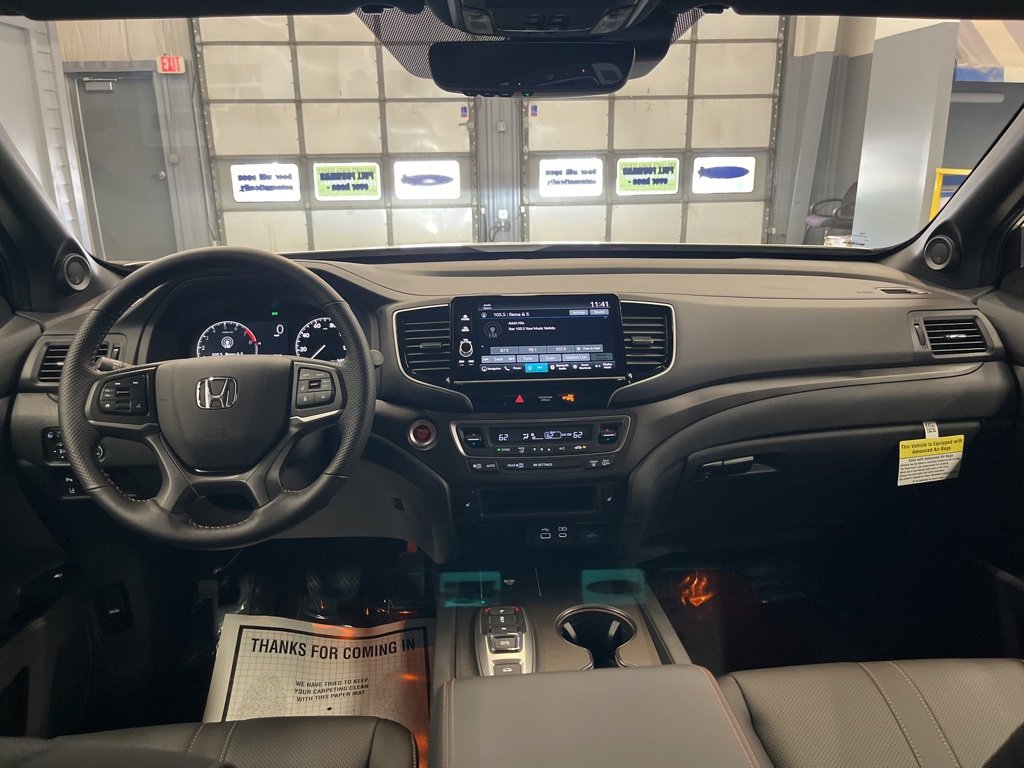 Used 2025 Honda Ridgeline TrailSport image 31