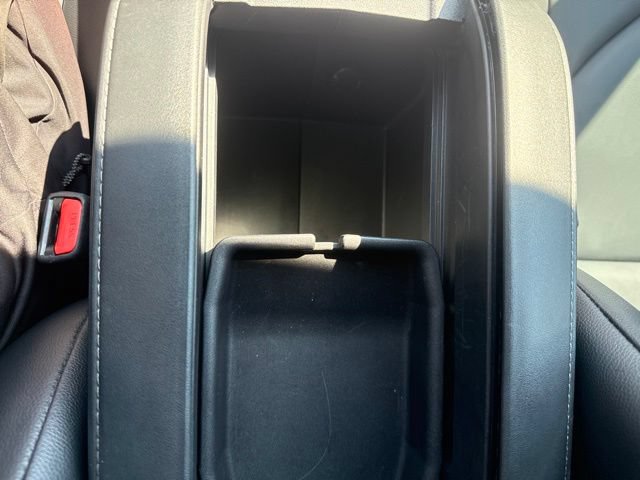 Used 2025 Toyota Highlander XLE FWD image 31