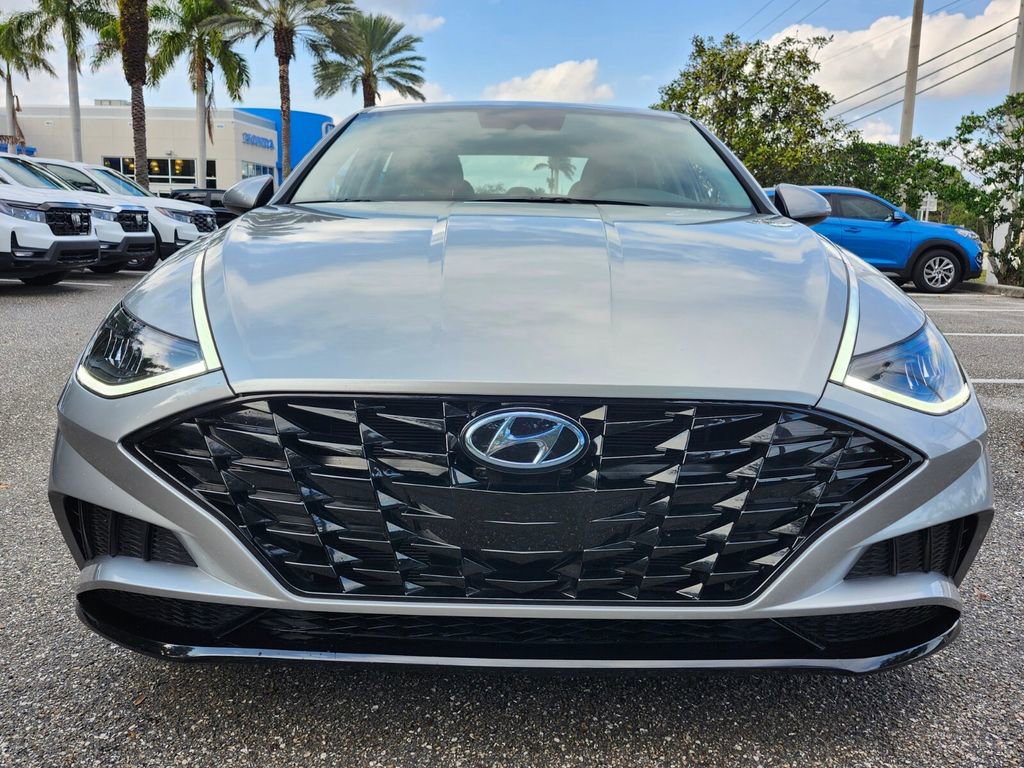 Used 2021 Hyundai Sonata SEL image 2
