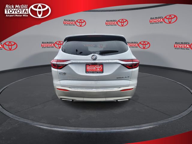 Used 2019 Buick Enclave Essence image 7