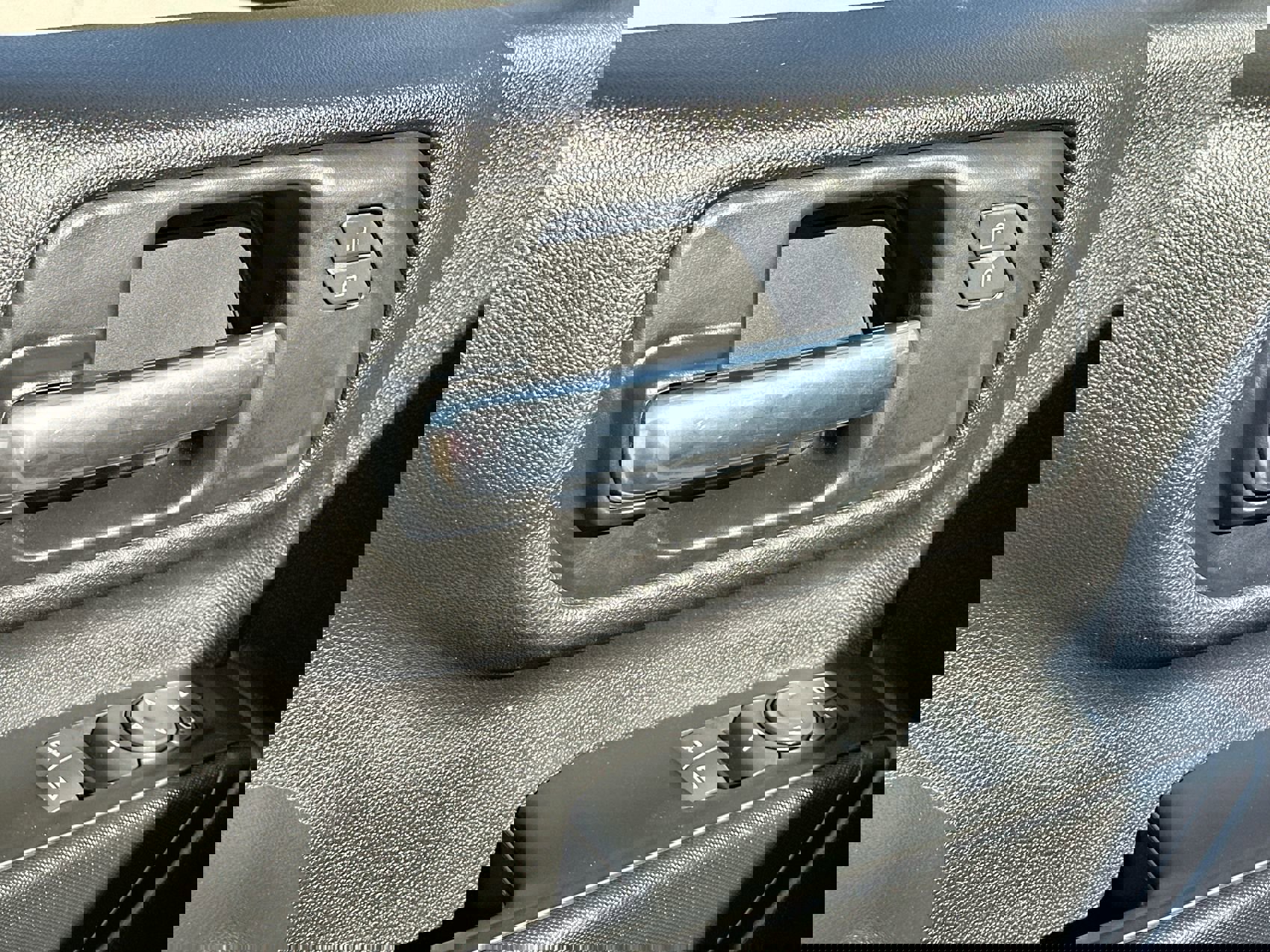 Used 2025 Chevrolet Silverado 2500 W/T w/ WT Convenience Package image 13