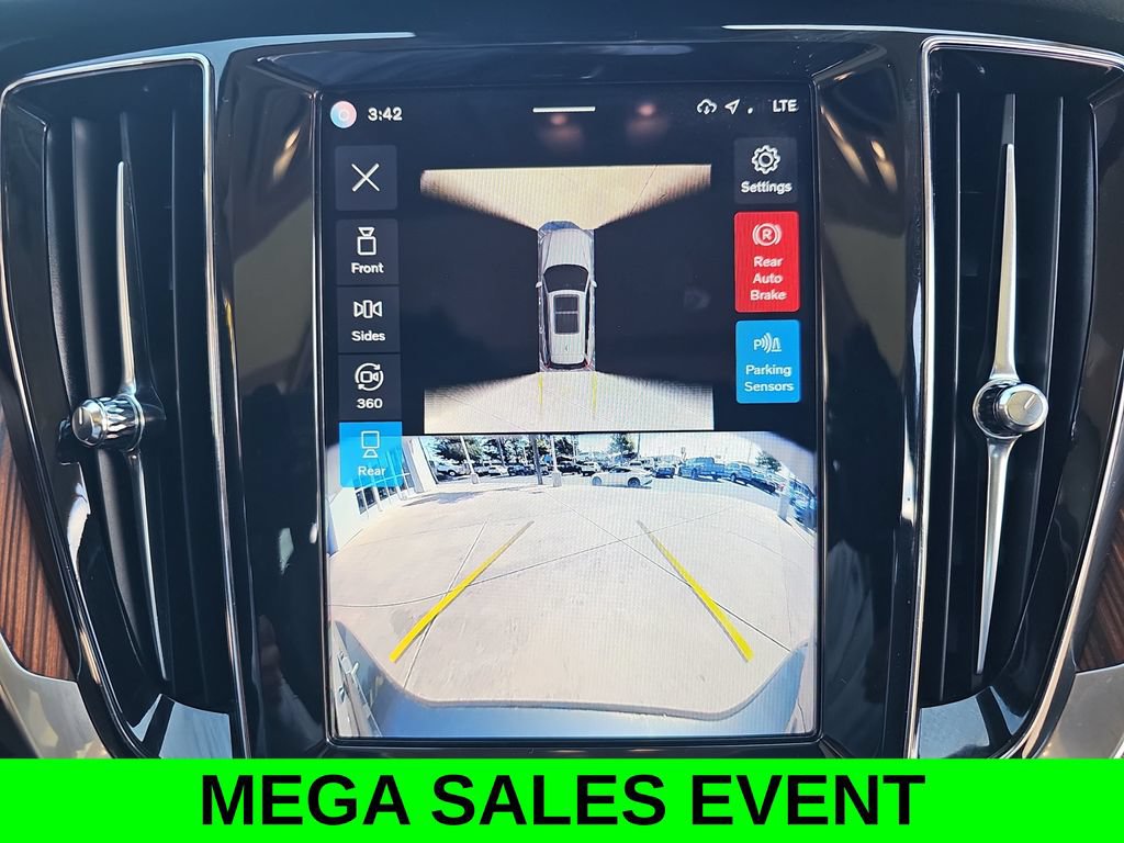 Used 2025 Volvo V60 B5 Cross Country Plus AWD/4WD image 24