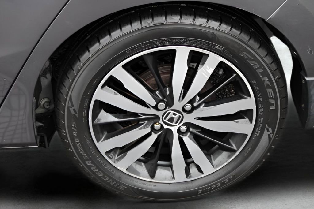 Used 2019 Honda Fit EX-L image 33