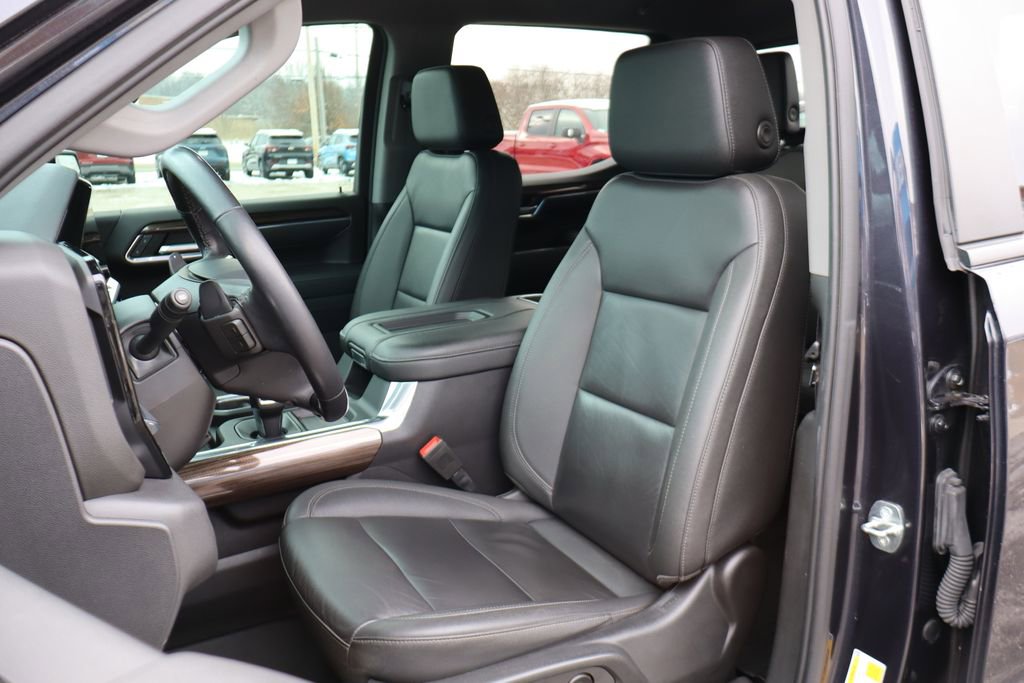 Used 2022 Chevrolet Silverado 1500 LT Trail Boss w/ LT Trail Boss Premium Package image 16