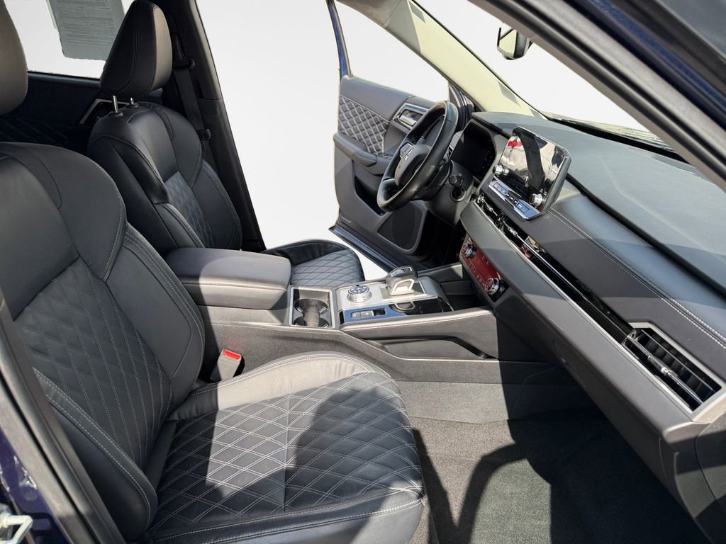 Used 2022 Mitsubishi Outlander SEL image 26