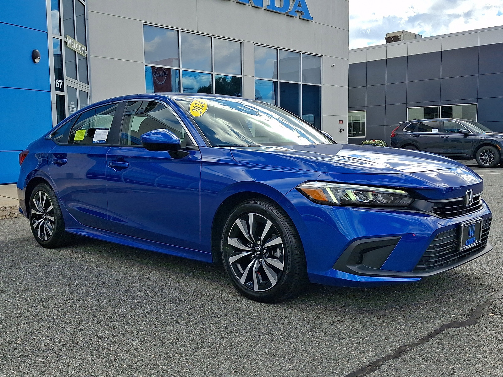 Used 2024 Honda Civic EX image 3