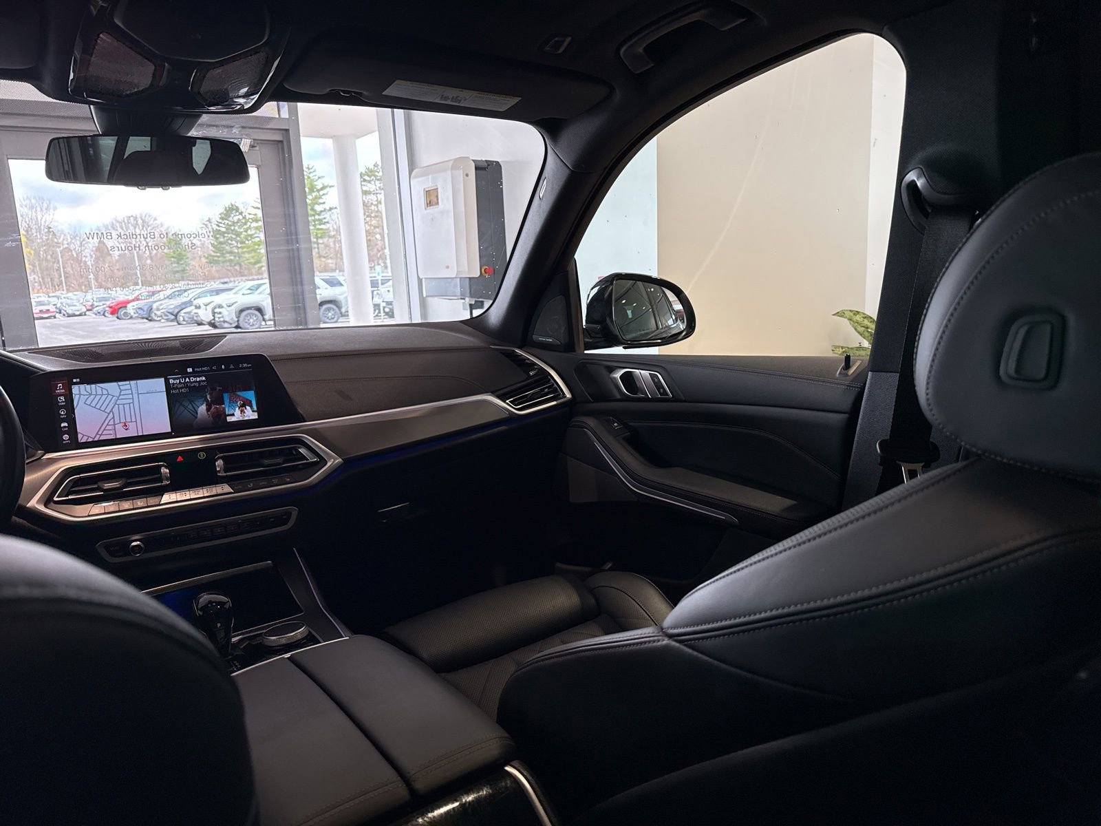 Used 2023 BMW X5 xDrive40i w/ M Sport Package image 30