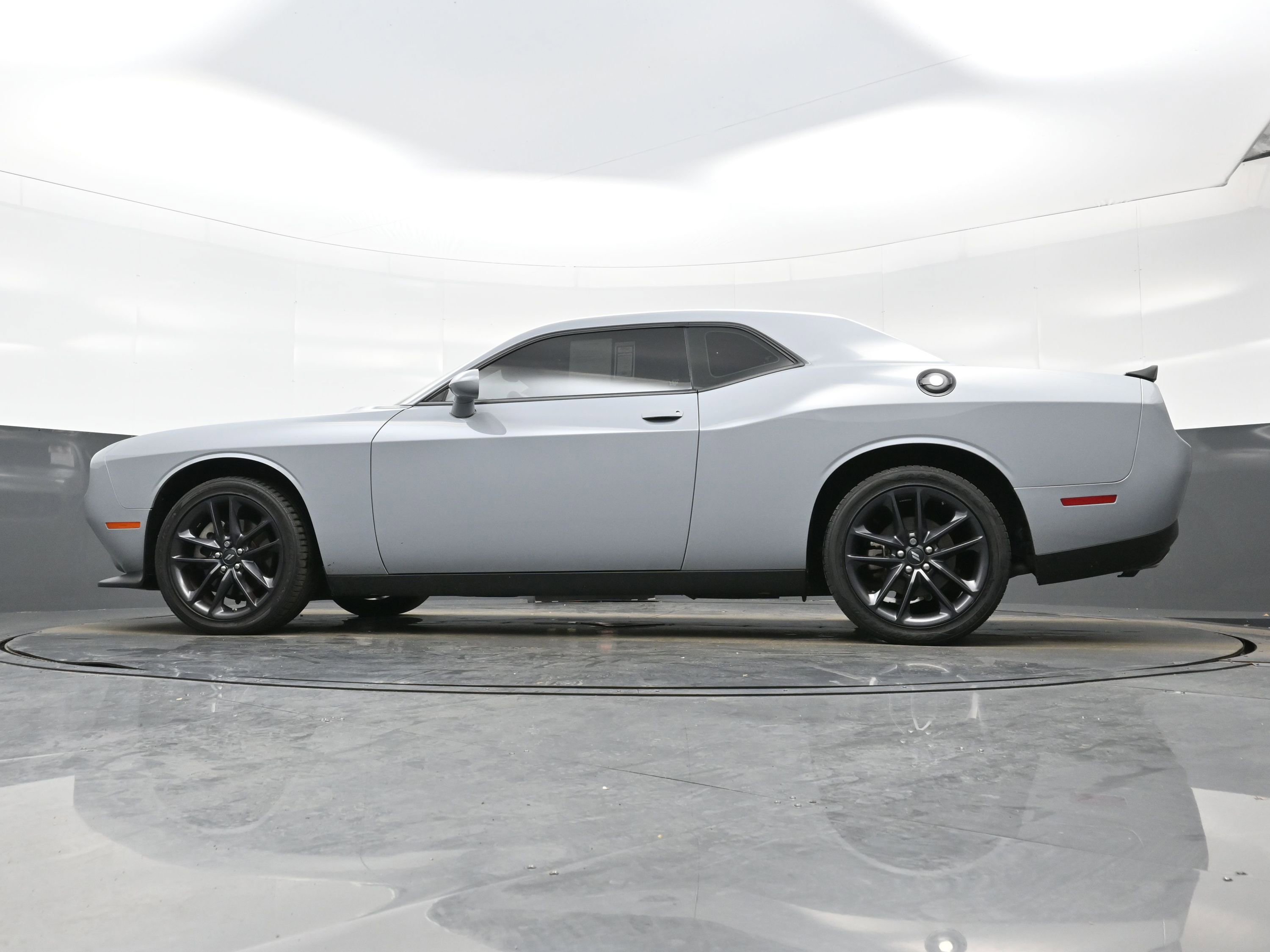 Used 2022 Dodge Challenger GT w/ Plus Package image 28