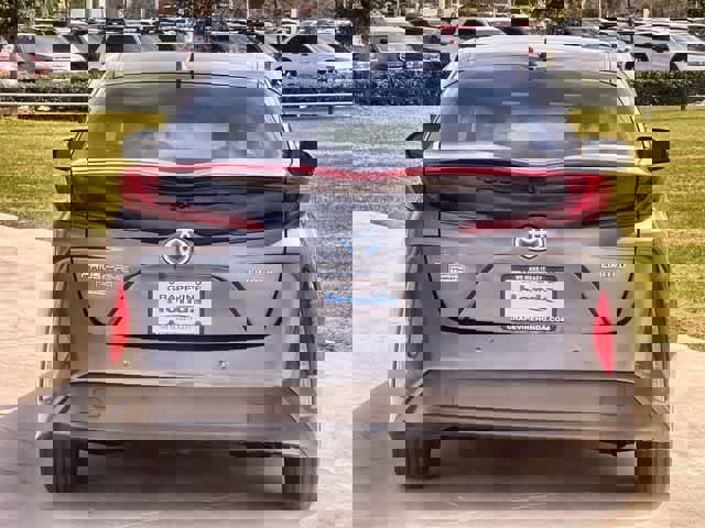 Used 2020 Toyota Prius Prime Limited image 6