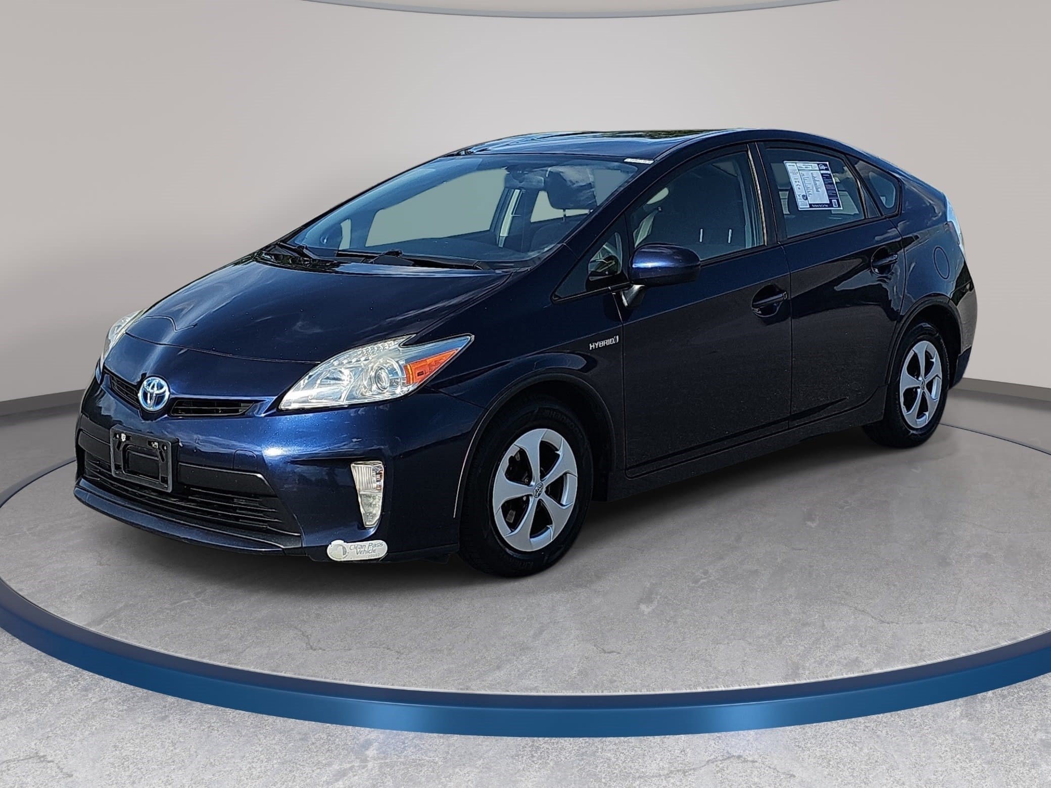 Used 2015 Toyota Prius Two FWD image 1
