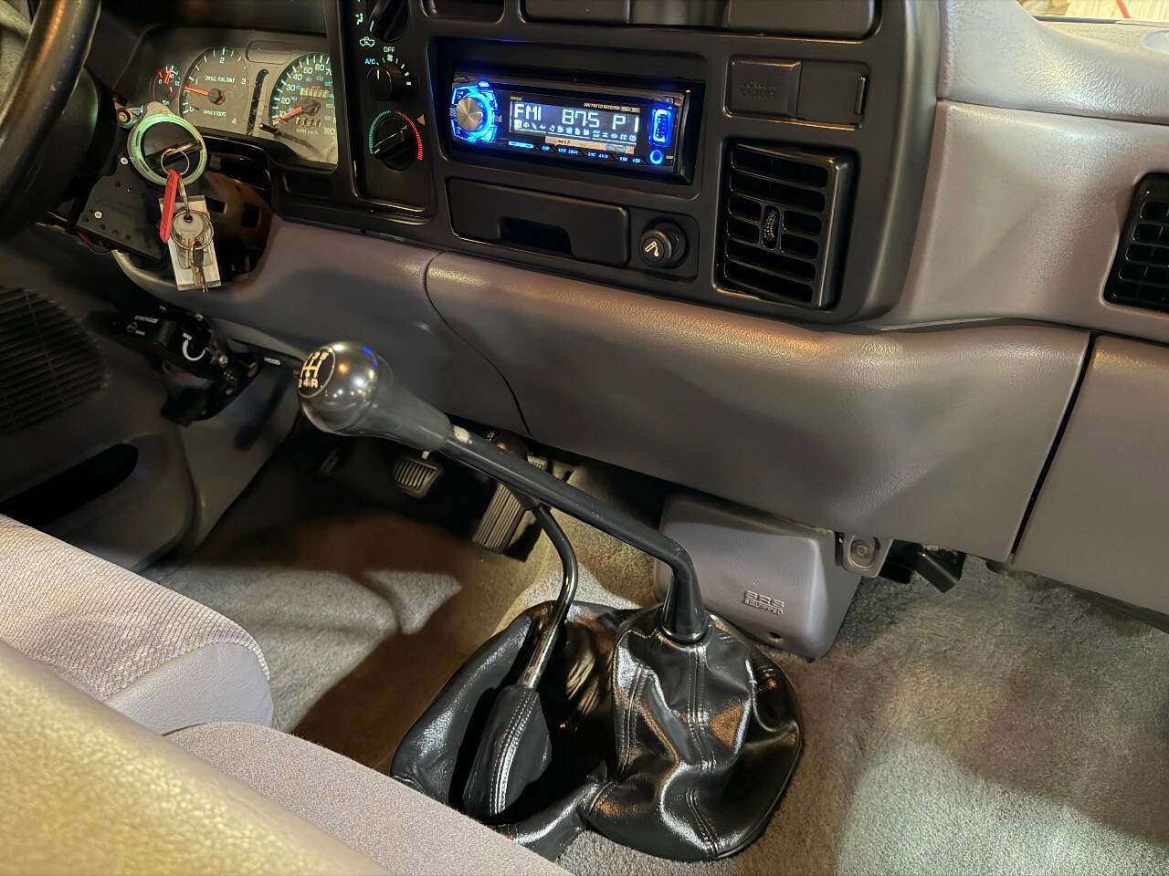 Used 1997 Dodge Ram 2500 Truck 4x4 Club Cab image 2