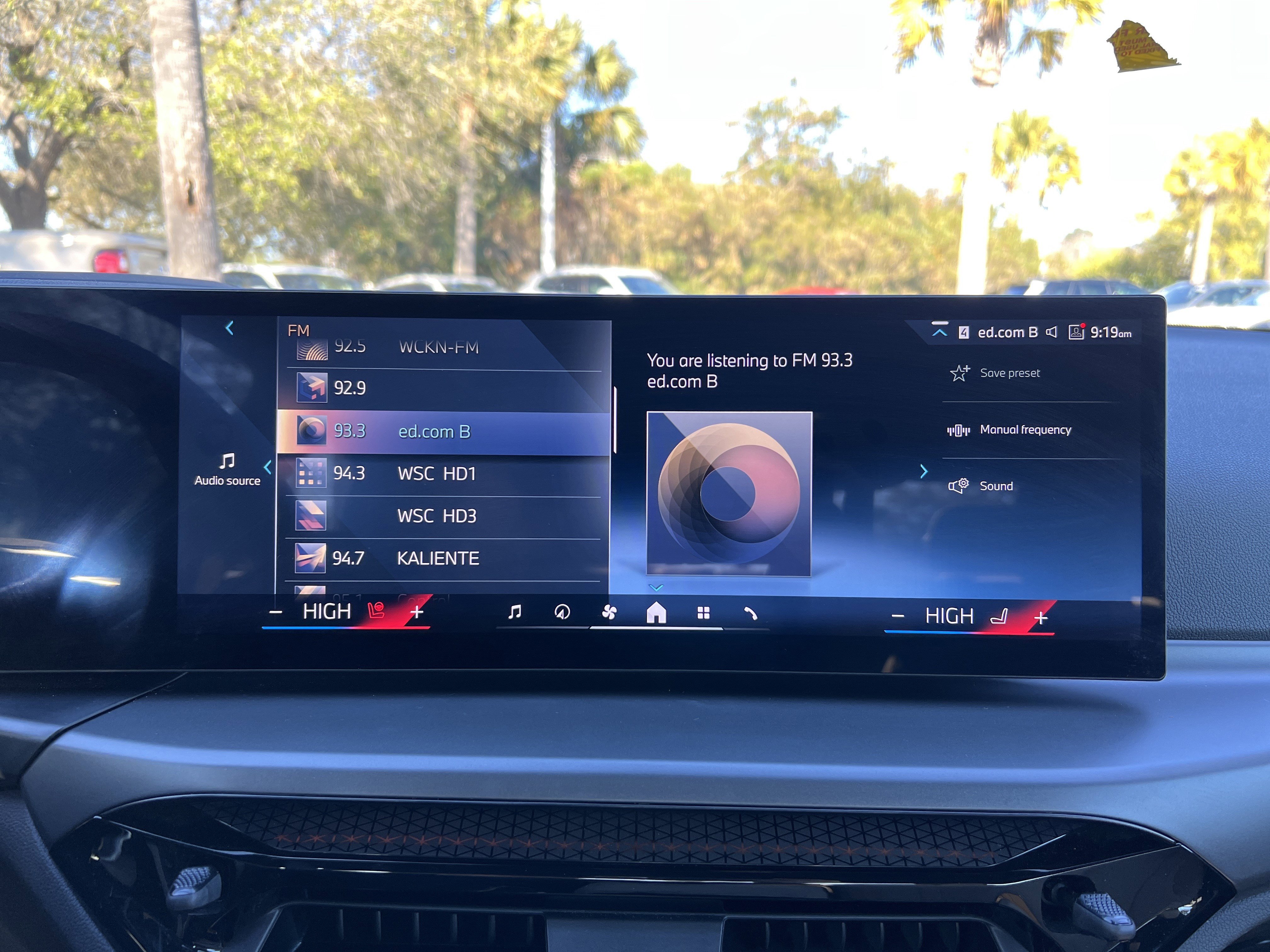 Certified 2025 BMW 230i Coupe image 23