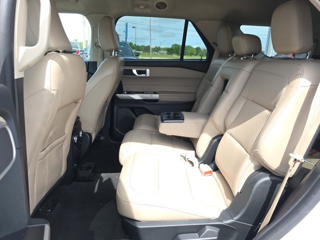 Used 2022 Ford Explorer XLT w/ Equipment Group 202A image 39
