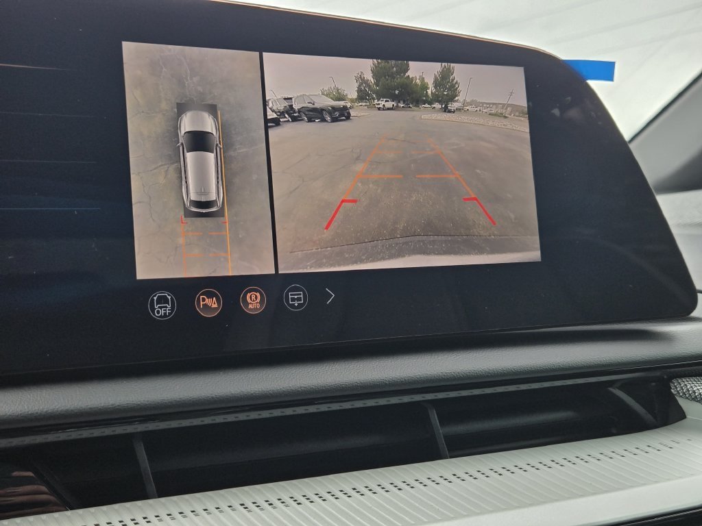 New 2027 Cadillac Optiq Sport AWD/4WD image 10