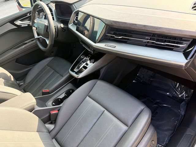 Used 2025 Audi Q4 e-tron Premium w/ Convenience Package RWD image 13