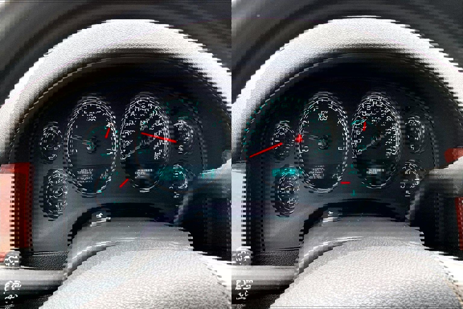 Used 2014 GMC Sierra 2500 SLT w/ SLT Convenience Package image 26