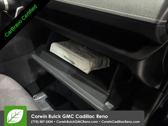 Used 2019 Toyota RAV4 XLE w/ Carpet Mat Package AWD/4WD image 39