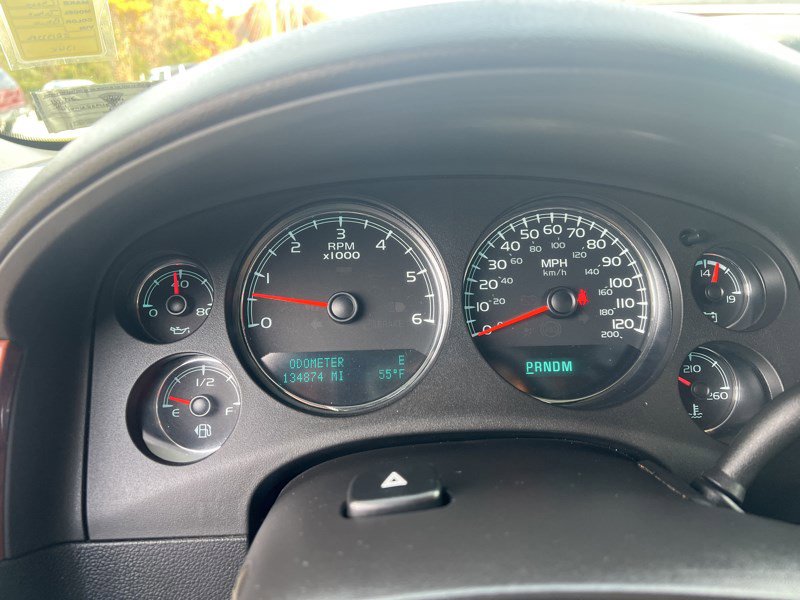 Used 2014 Chevrolet Tahoe LT image 16