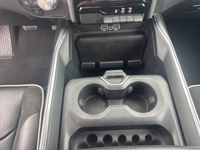 Used 2025 RAM 1500 Laramie image 11