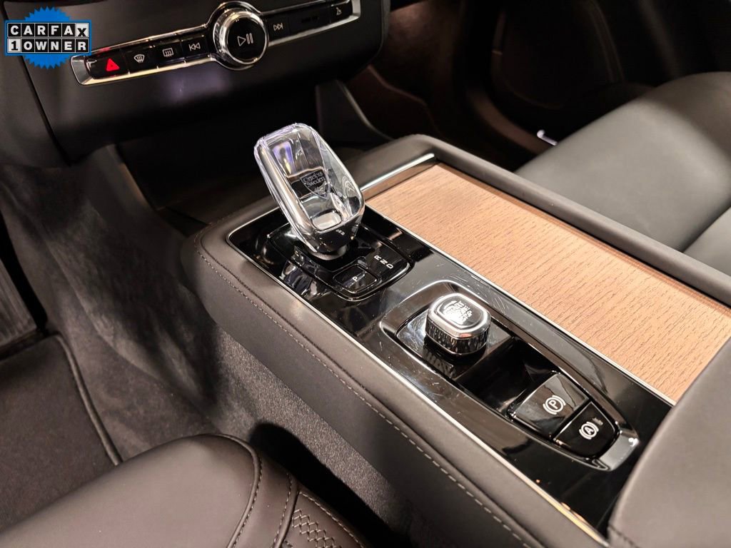 Certified 2025 Volvo XC90 B5 Plus image 14