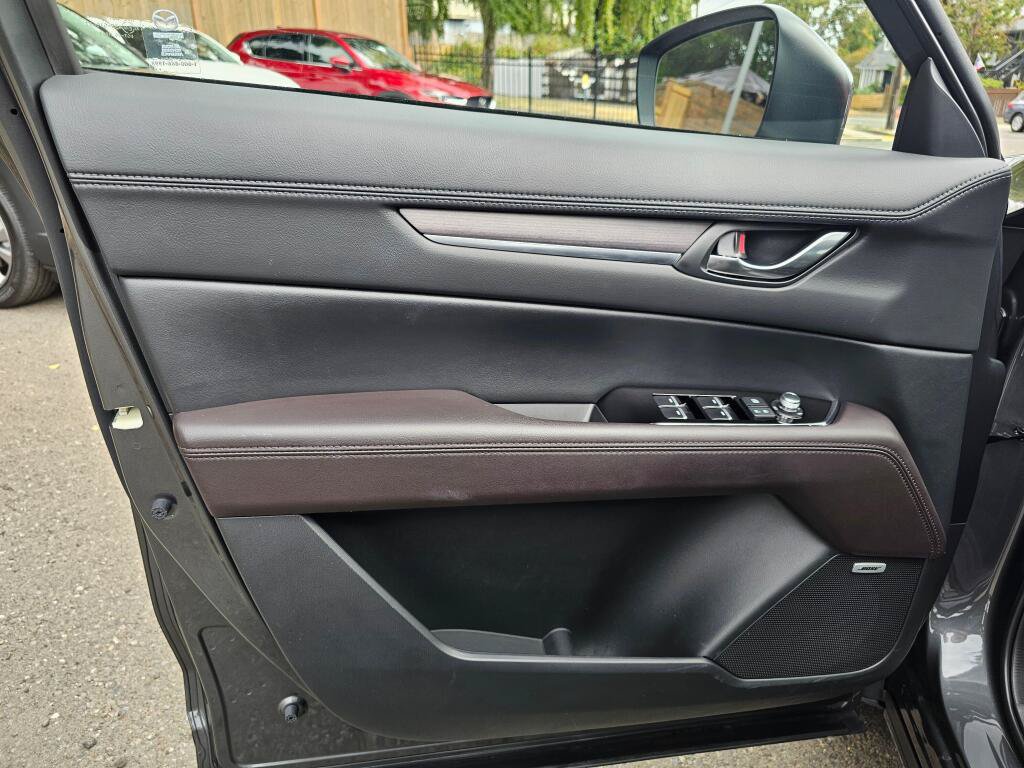Certified 2022 MAZDA CX-5 Signature AWD/4WD image 23