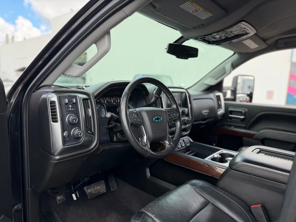 Used 2019 Chevrolet Silverado 2500 LTZ w/ Duramax Plus Package AWD/4WD image 12