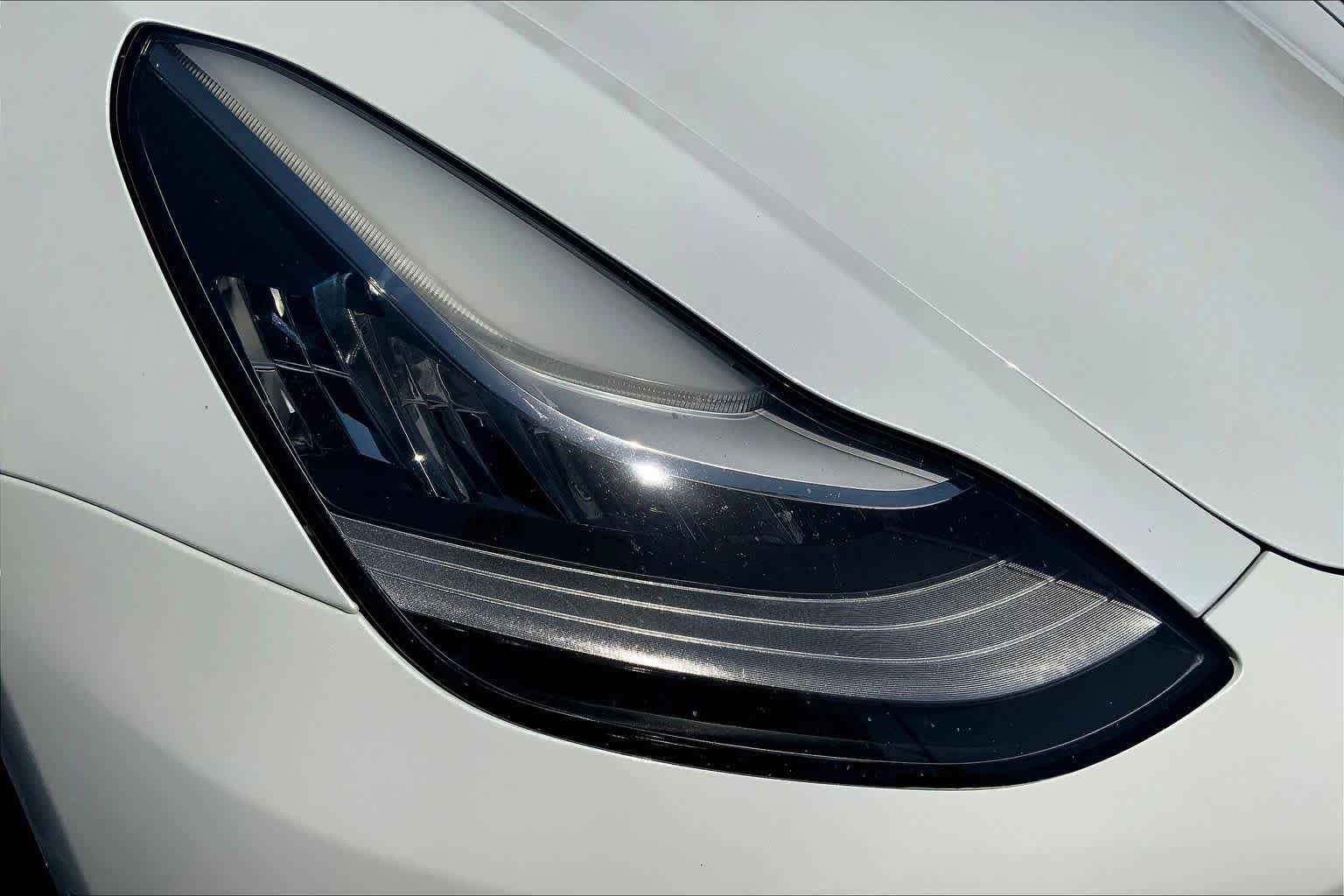 Used 2020 Tesla Model 3 Long Range image 26