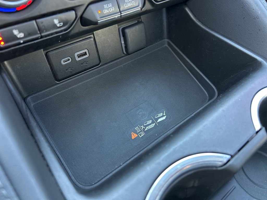 Certified 2022 Chevrolet Tahoe LT w/ Luxury Package image 43