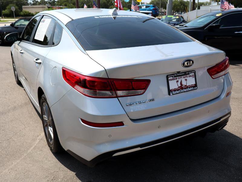 Used 2020 Kia Optima LX image 3