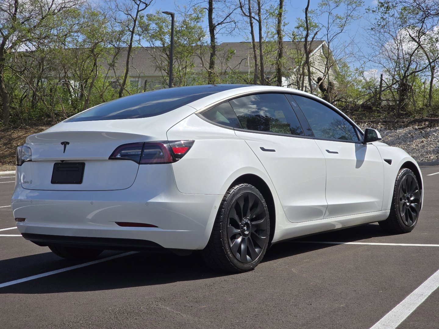 Used 2021 Tesla Model 3 Standard Range Plus image 19