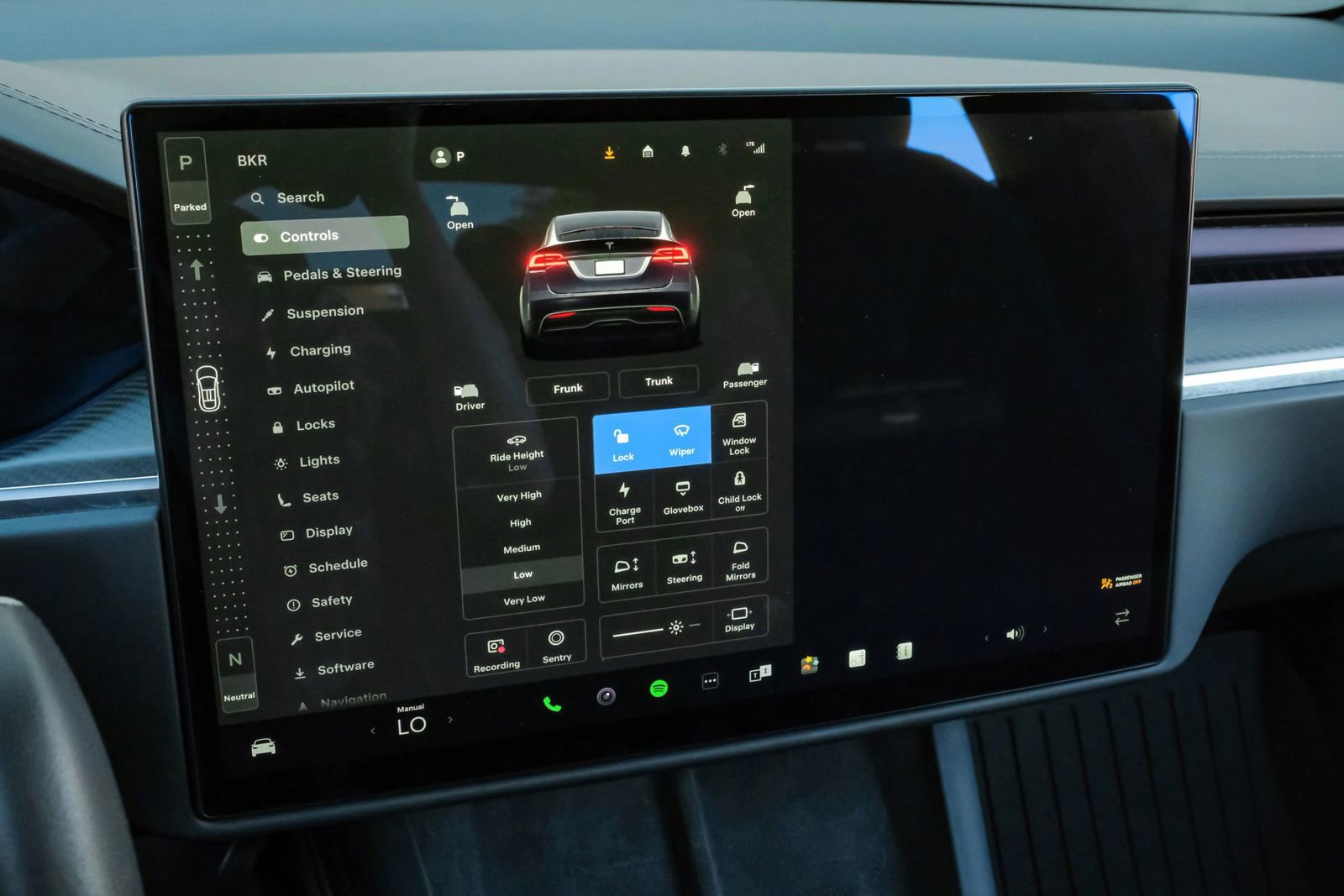 Used 2023 Tesla Model X Plaid image 40