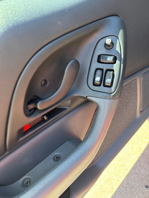 Used 1998 Chevrolet Camaro Z28 w/ SS Performance/Appearance Pkg RWD image 12