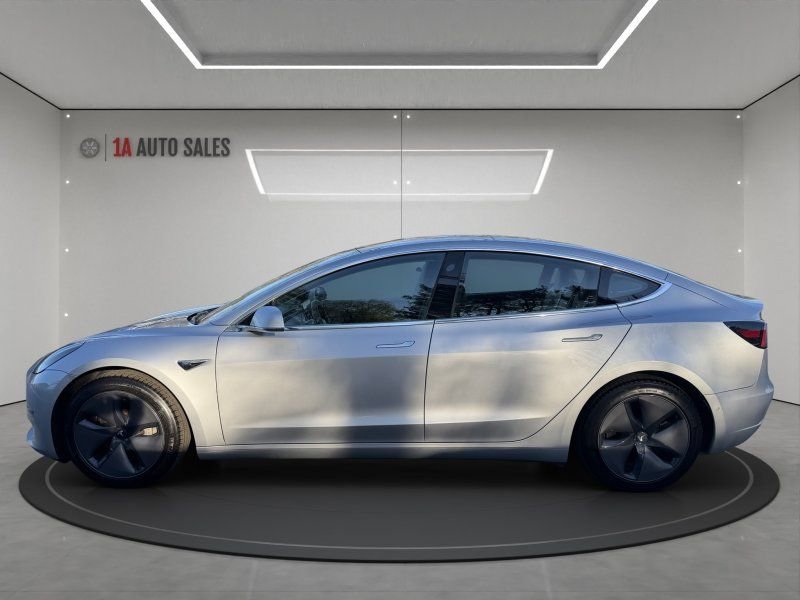 Used 2018 Tesla Model 3 Long Range AWD/4WD image 2