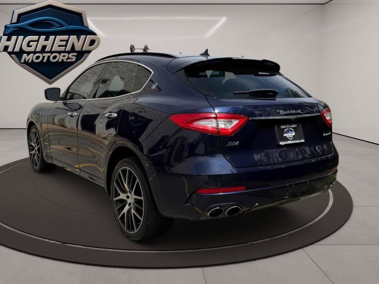 Used 2018 Maserati Levante S GranSport AWD/4WD image 4