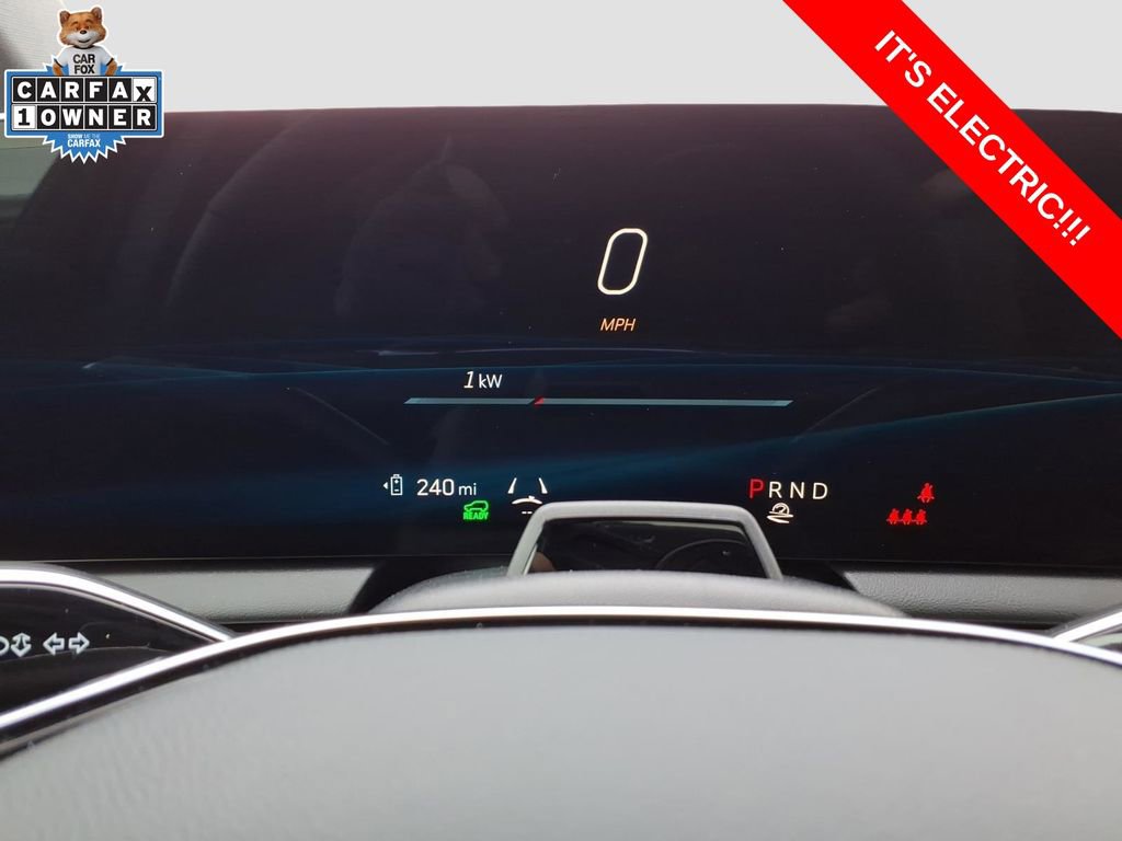 Used 2025 Cadillac Optiq Sport 1 image 23