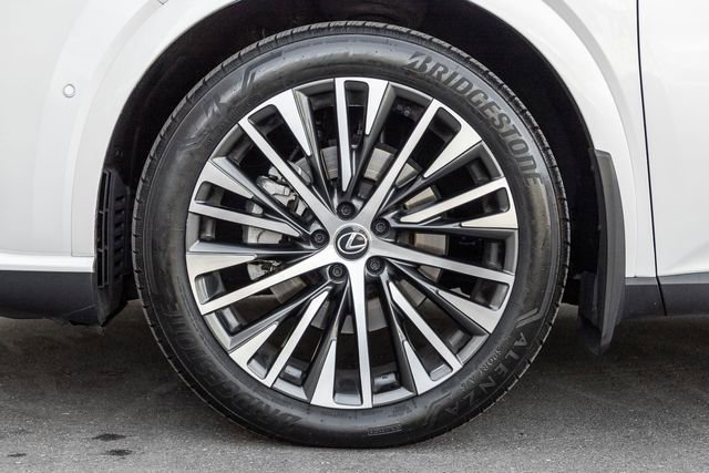 Used 2024 Lexus RX 350 image 14
